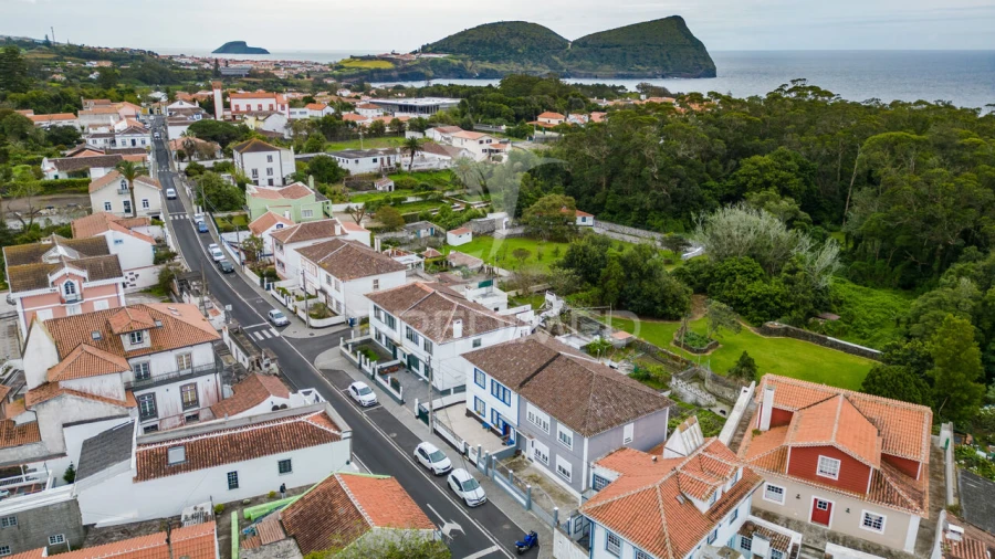 Moradia T5 para Venda em Angra (São Pedro) Foto 5