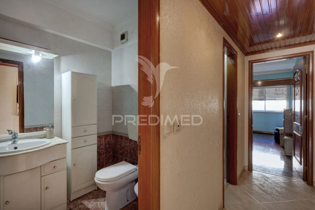 Apartamento T2 para Venda em Massamá e Monte Abraão Foto 5