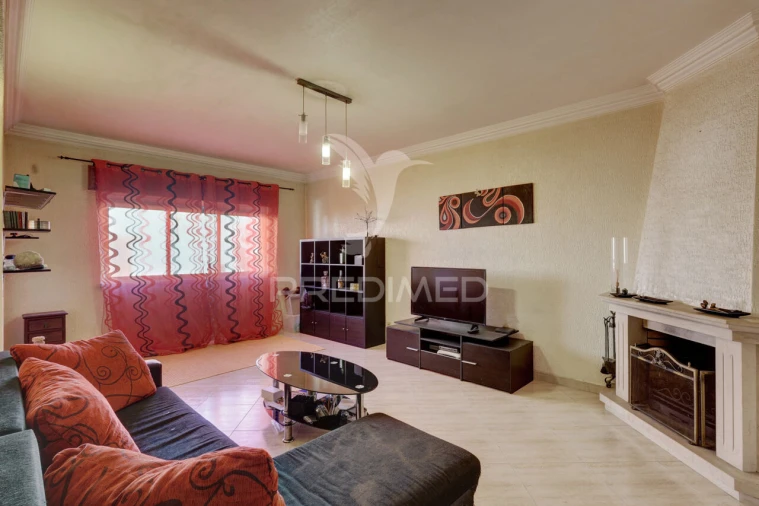 Apartamento T2 para Venda em Massamá e Monte Abraão Foto 23