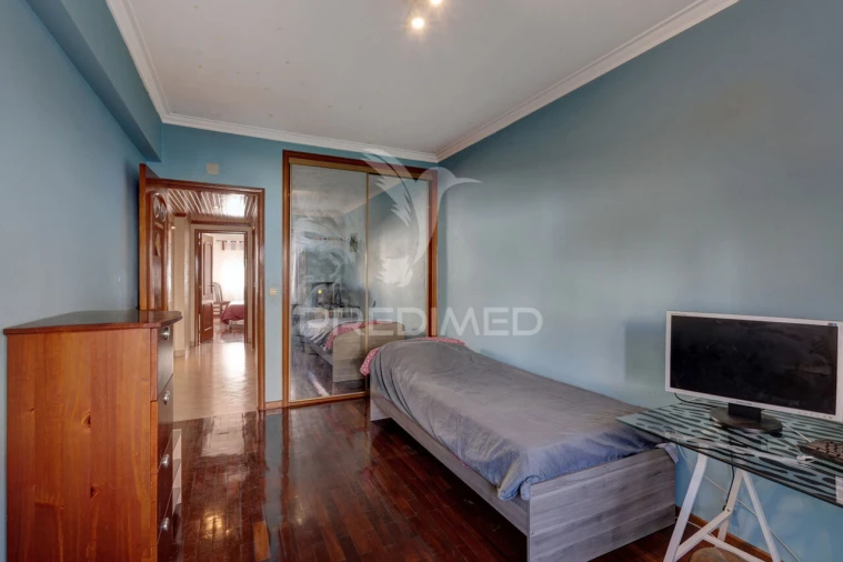 Apartamento T2 para Venda em Massamá e Monte Abraão Foto 13