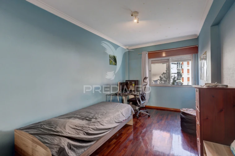 Apartamento T2 para Venda em Massamá e Monte Abraão Foto 11