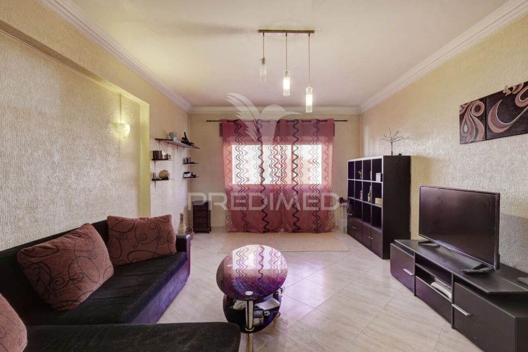 Apartamento T2 para Venda em Massamá e Monte Abraão Foto 24