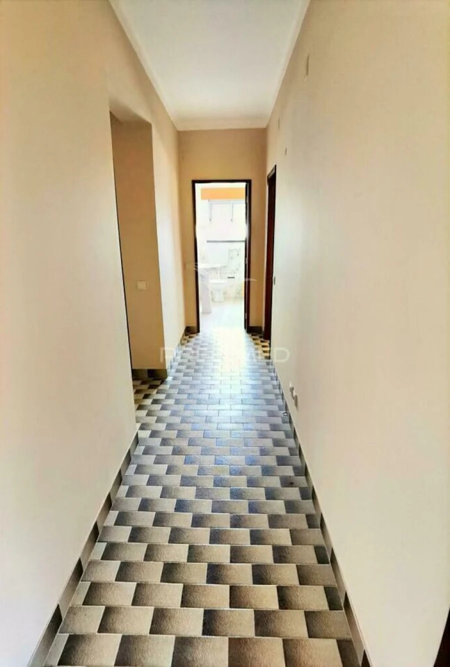 Moradia T7 para Venda em Azoia de Cima e Tremês Foto 31