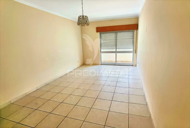 Moradia T7 para Venda em Azoia de Cima e Tremês Foto 17