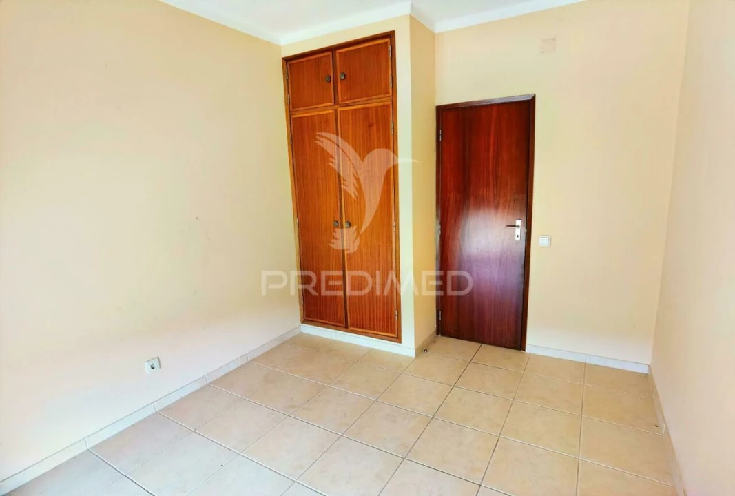 Moradia T7 para Venda em Azoia de Cima e Tremês Foto 18