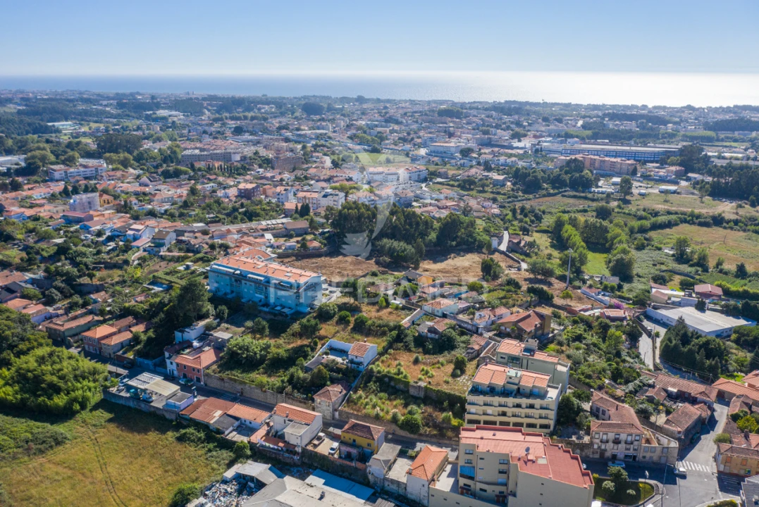 Terreno para Venda em Mafamude e Vilar do Paraíso Foto 12
