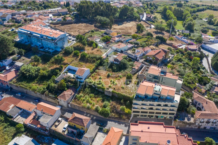 Terreno para Venda em Mafamude e Vilar do Paraíso Foto 6