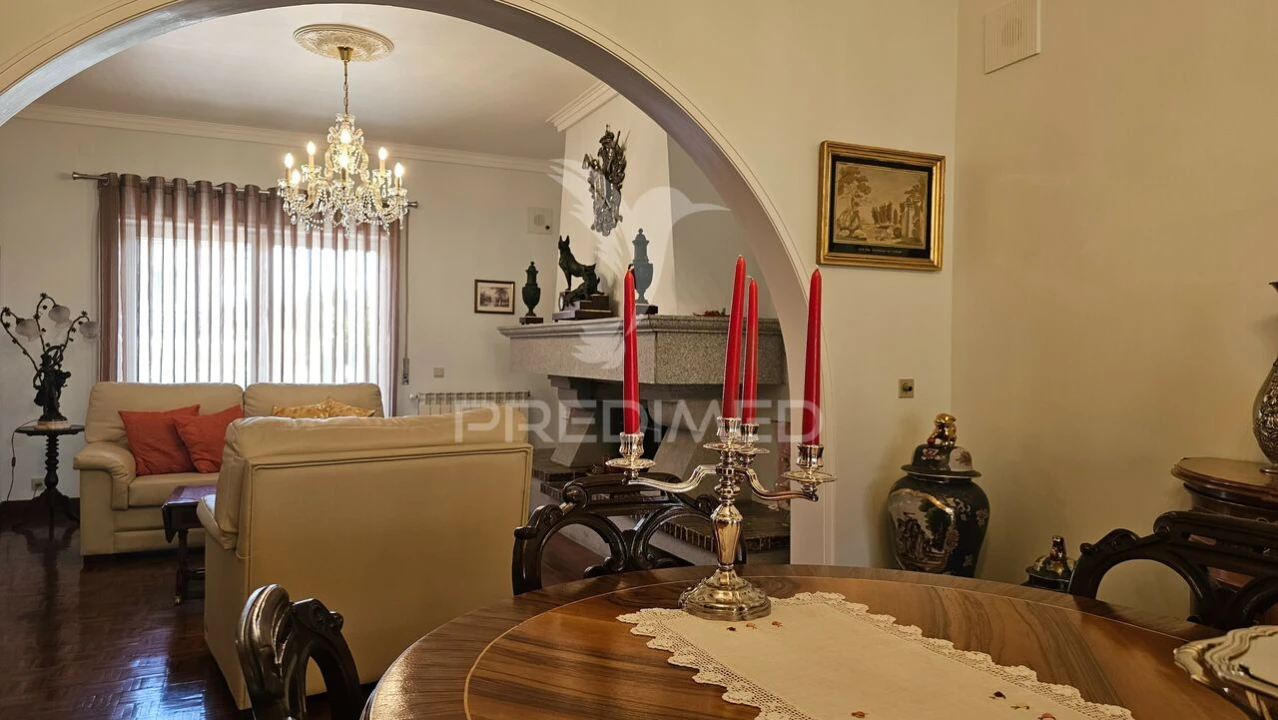 Moradia T4 para Venda em Areias, Sequeirô, Lama e Palmeira Foto 12