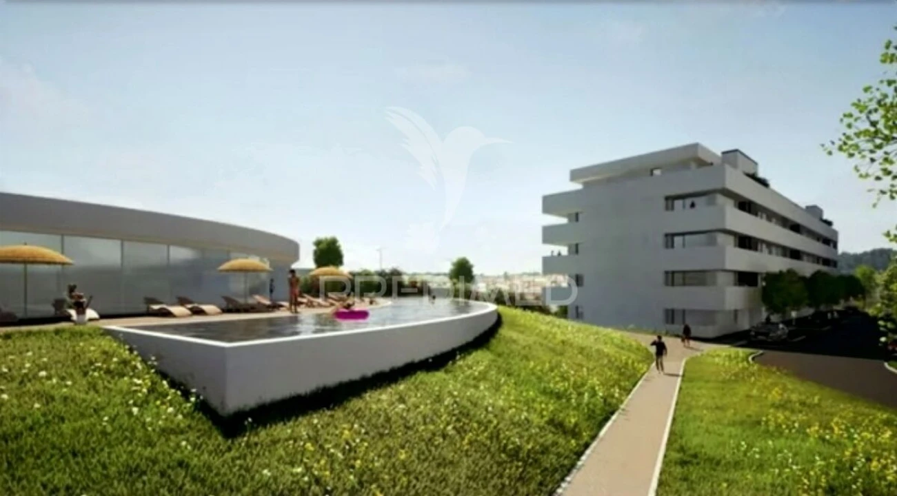 Terreno para Venda em Torres Novas (Santa Maria, Salvador e Santiago) Foto 2