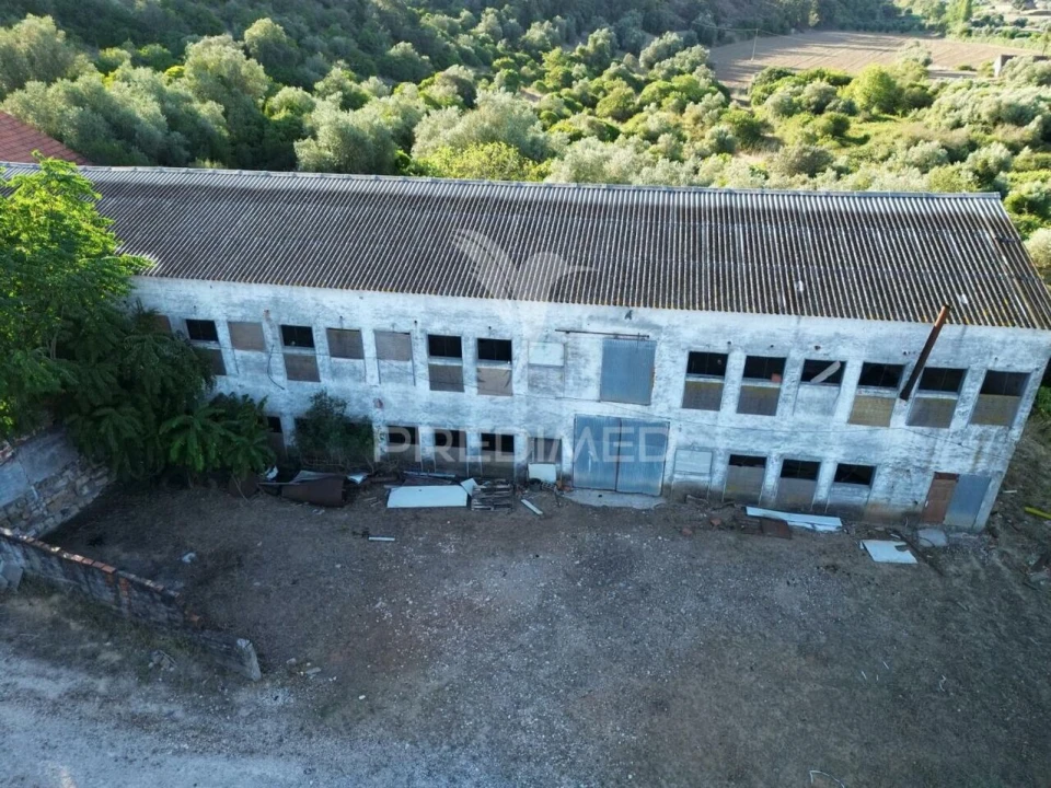 Armazém para Venda em São Vicente do Paul e Vale de Figueira Foto 8