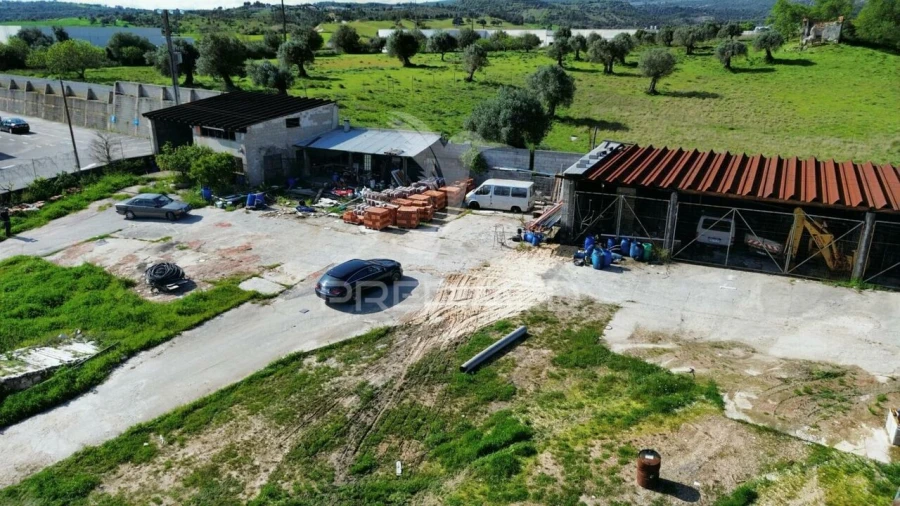 Armazém para Venda em Alcanena e Vila Moreira Foto 1
