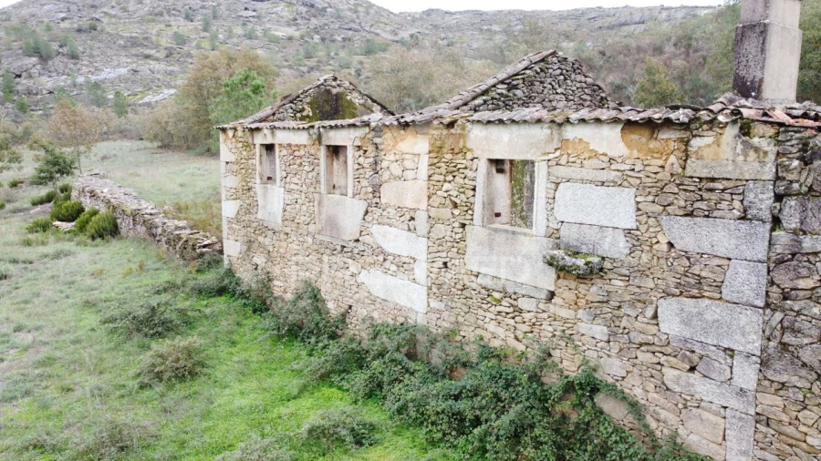 Quinta T4 para Venda em Sobral Pichorro e Fuinhas