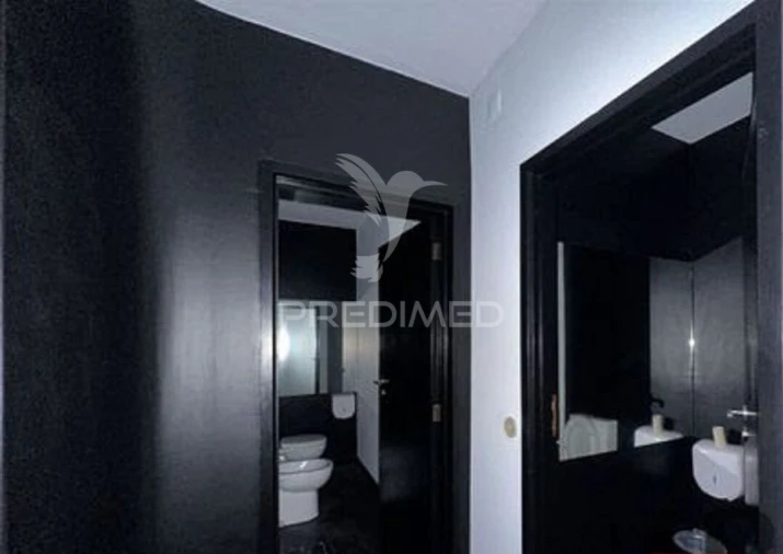 Loja para Venda em Cedofeita, Santo Ildefonso, Sé, Miragaia, São Nicolau e Vitória Foto 5