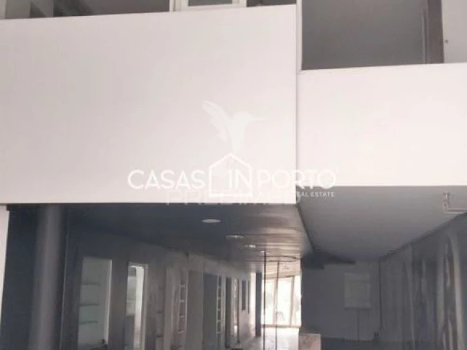 Loja para Venda em Cedofeita, Santo Ildefonso, Sé, Miragaia, São Nicolau e Vitória Foto 12