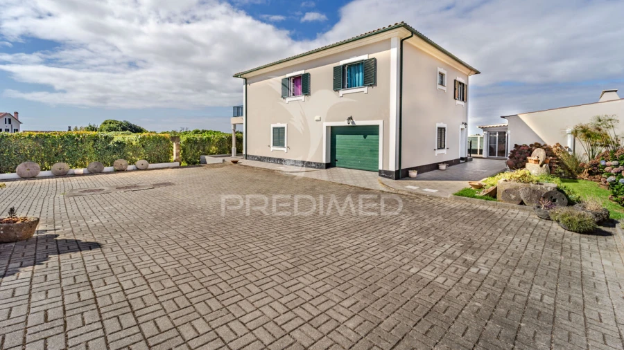 Moradia T3 para Venda em São Mateus da Calheta