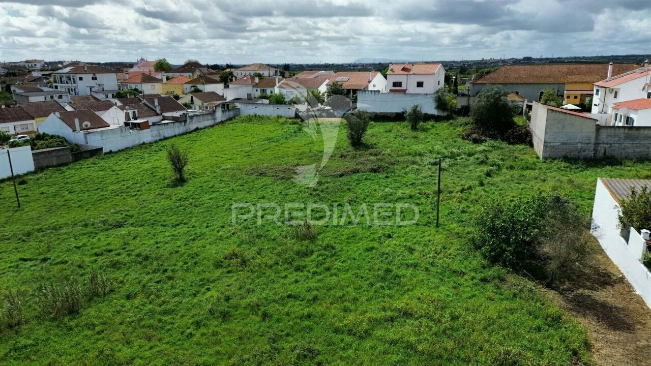 Terreno para Venda em São Vicente do Paul e Vale de Figueira Foto 1