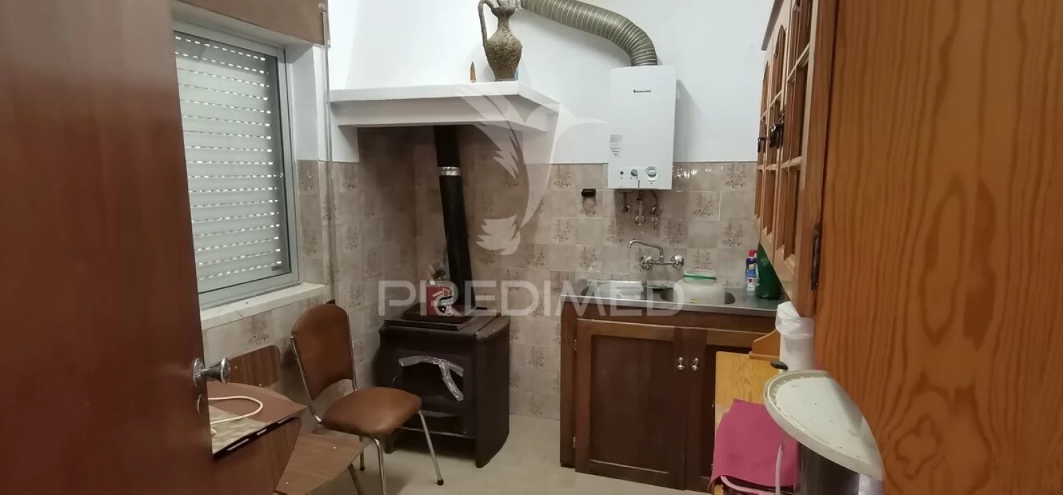 Moradia T2 para Venda em Ribeira de Nisa e Carreiras Foto 4