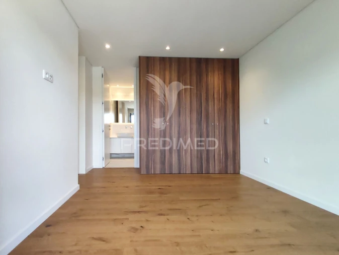 Moradia T4 para Venda em Prazins Santo Tirso e Corvite Foto 3