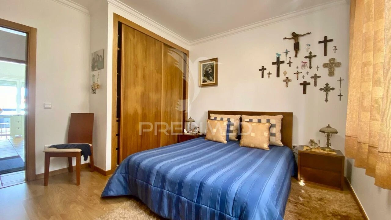 Apartamento T2 para Venda em Tornada e Salir do Porto Foto 16