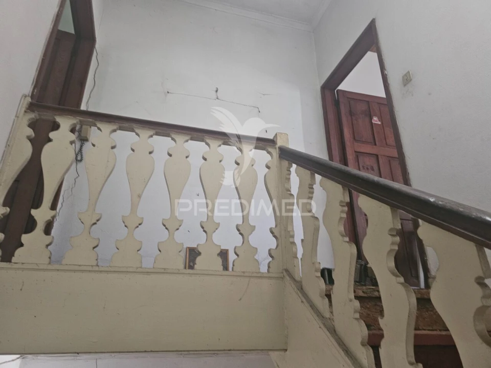 Moradia T5 para Venda em Cedofeita, Santo Ildefonso, Sé, Miragaia, São Nicolau e Vitória Foto 2
