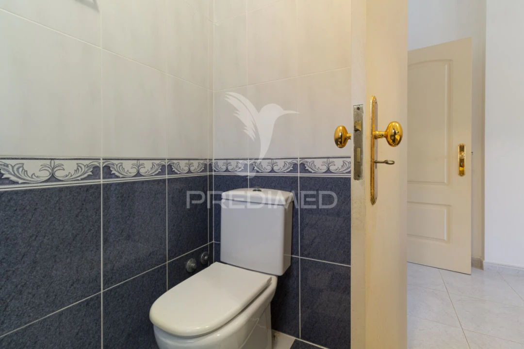 Moradia T9 para Venda em Torres Novas (Santa Maria, Salvador e Santiago) Foto 11