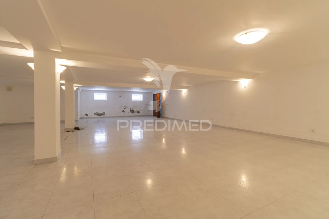 Moradia T9 para Venda em Torres Novas (Santa Maria, Salvador e Santiago) Foto 31