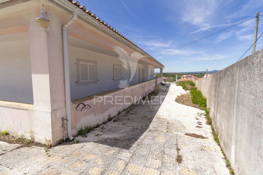 Moradia T9 para Venda em Torres Novas (Santa Maria, Salvador e Santiago) Foto 6