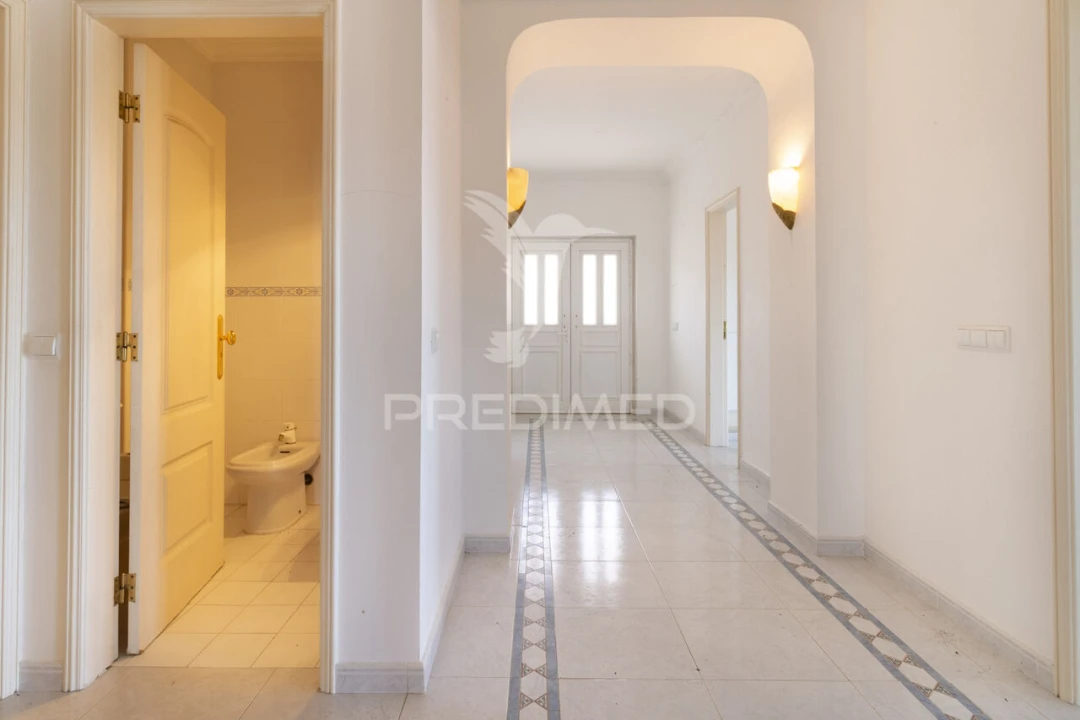 Moradia T9 para Venda em Torres Novas (Santa Maria, Salvador e Santiago) Foto 25