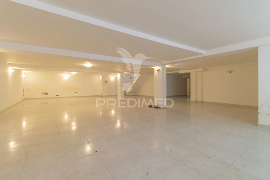 Moradia T9 para Venda em Torres Novas (Santa Maria, Salvador e Santiago) Foto 35