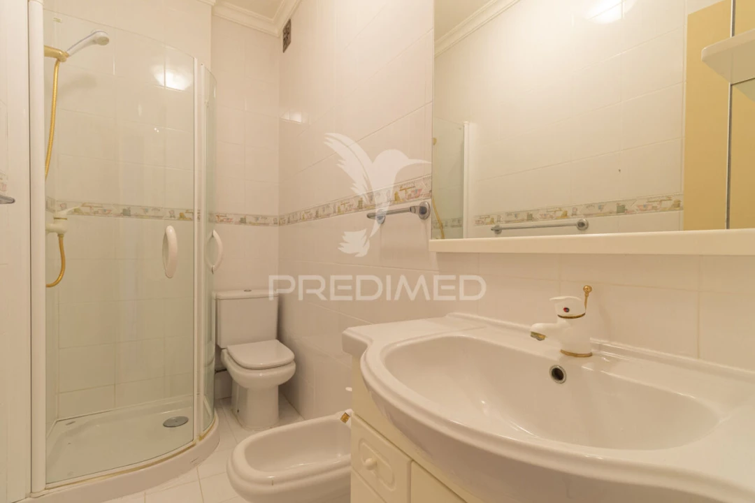 Moradia T9 para Venda em Torres Novas (Santa Maria, Salvador e Santiago) Foto 13