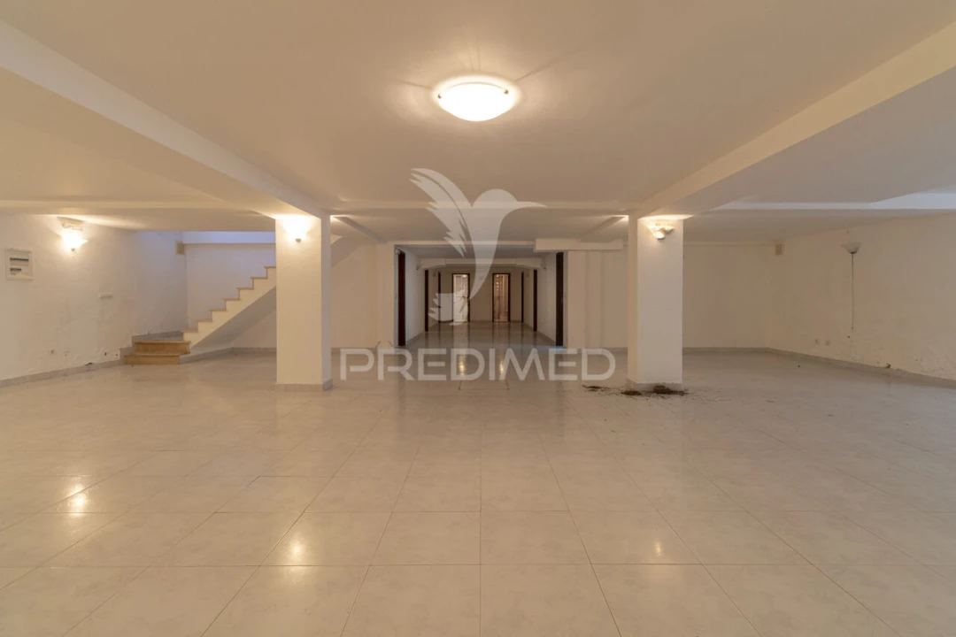 Moradia T9 para Venda em Torres Novas (Santa Maria, Salvador e Santiago) Foto 33