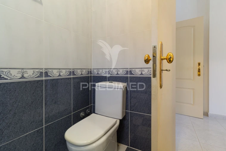 Moradia T9 para Venda em Torres Novas (Santa Maria, Salvador e Santiago) Foto 11