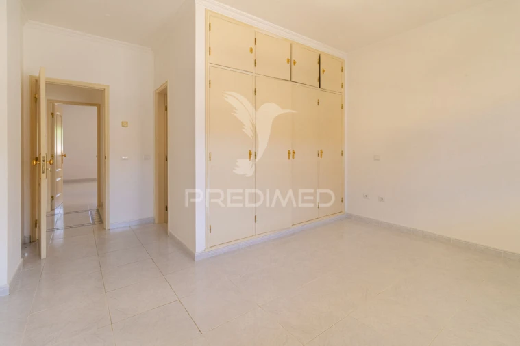 Moradia T9 para Venda em Torres Novas (Santa Maria, Salvador e Santiago) Foto 12