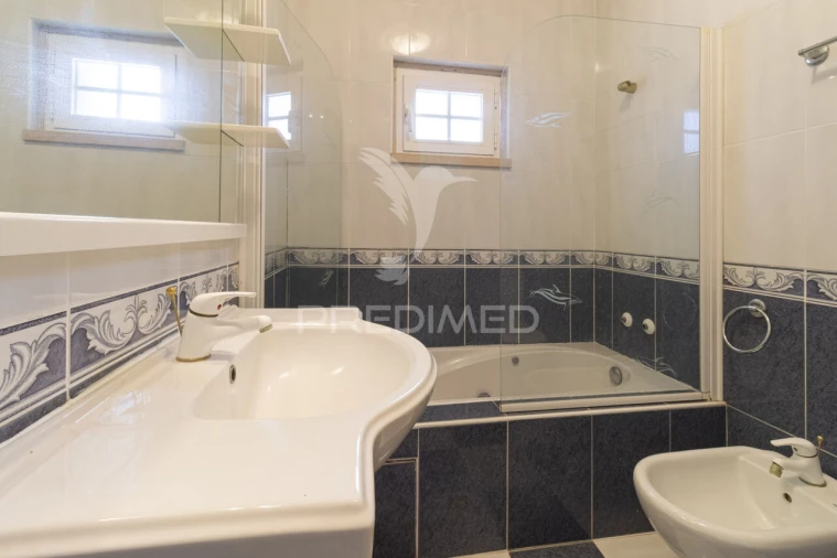 Moradia T9 para Venda em Torres Novas (Santa Maria, Salvador e Santiago) Foto 18