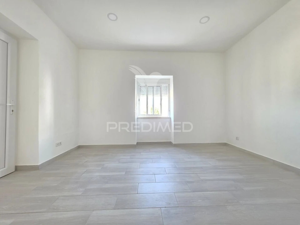 Moradia T2 para Venda em Serra e Junceira Foto 15