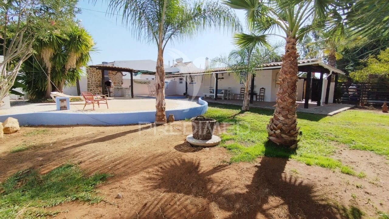 Moradia T5 para Venda em Luz de Tavira e Santo Estêvão Foto 3