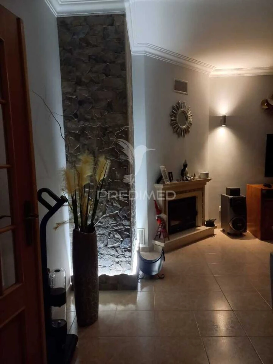 Apartamento T3 para Venda em Baixa da Banheira e Vale da Amoreira Foto 8