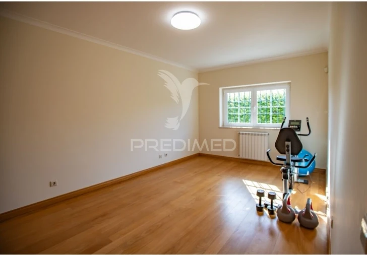 Moradia T5 para Venda em Cascais e Estoril Foto 37