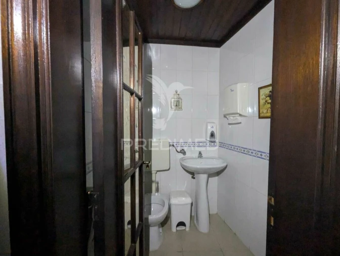 Loja para Venda em Monte Gordo Foto 11