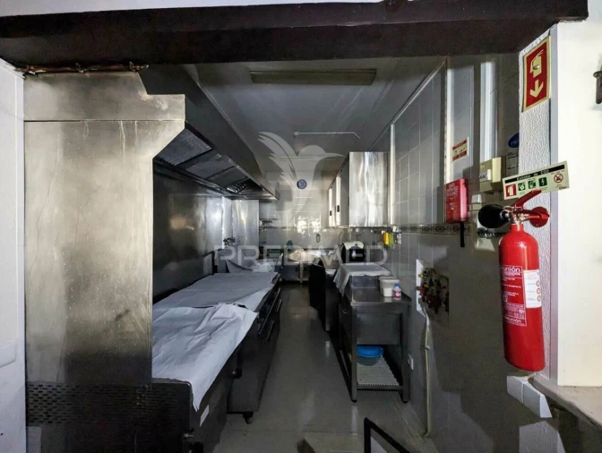 Loja para Venda em Monte Gordo Foto 19