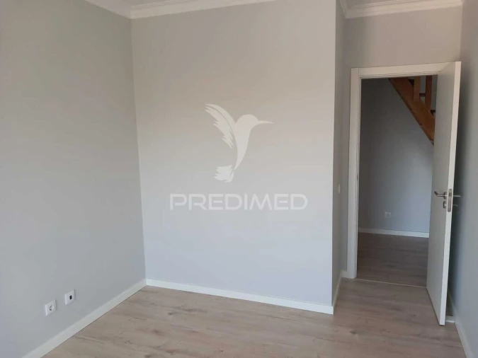 Apartamento T2 para Venda em Caparica e Trafaria Foto 7