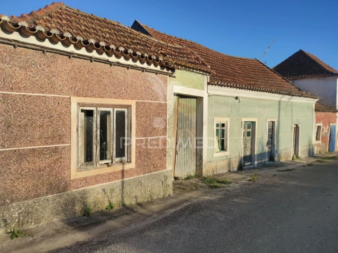 Moradia T5 para Venda em Achete, Azoia de Baixo e Póvoa de Santarém Foto 1