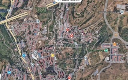 Terreno para Venda em Queluz e Belas