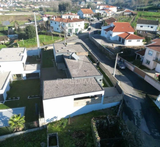 Moradia T3 para Venda em Souto Santa Maria, Souto São Salvador e Gondomar Foto 4