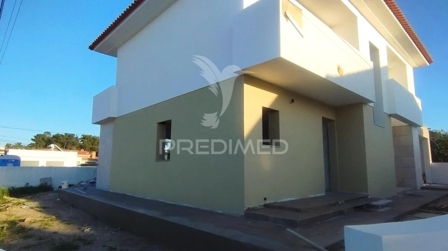 Moradia T4 para Venda em Azeitão (São Lourenço e São Simão) Foto 15