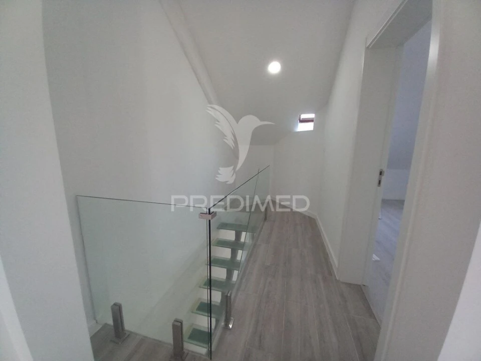 Apartamento T3 para Venda em Caparica e Trafaria Foto 6