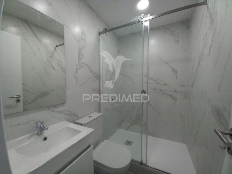 Apartamento T3 para Venda em Caparica e Trafaria Foto 24