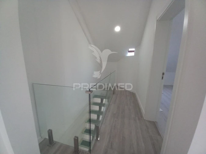 Apartamento T3 para Venda em Caparica e Trafaria Foto 6