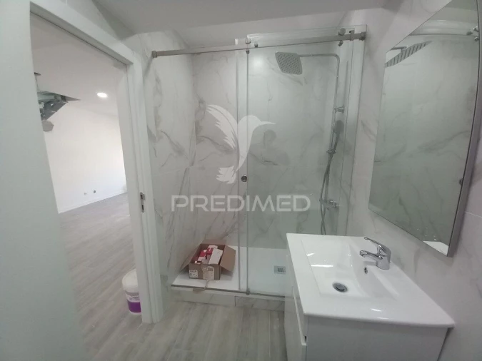 Apartamento T3 para Venda em Caparica e Trafaria Foto 18