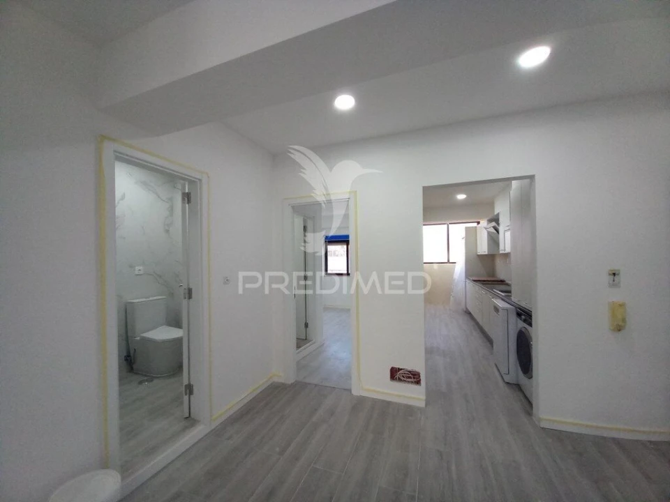 Apartamento T3 para Venda em Caparica e Trafaria Foto 3